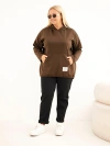 Moteriškas didelio dydžio veliūrinis džemperis su gaubtu ir kišene kengūros ruda