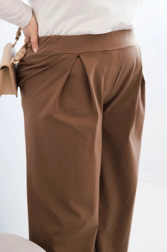 Dámske nohavice Plus Size so širokými nohavicami a skladaním camelové