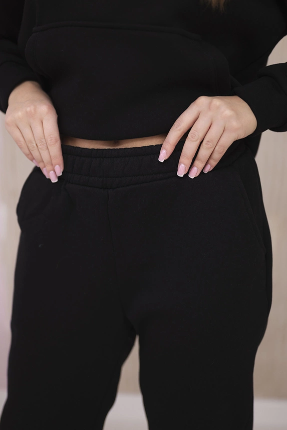 Isolierte Set mit einem Sweatshirt an der Unterseite gebunden schwarz