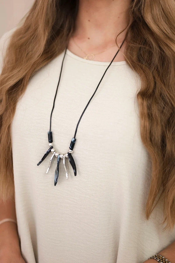 Set of blouse + pants with pendant dark beige