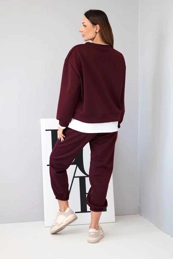 Ladies' set with a loose sweatshirt and sweatpants plum