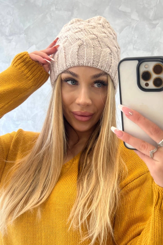 Čapica s fleece Agnieszka K239 svetlo béžová