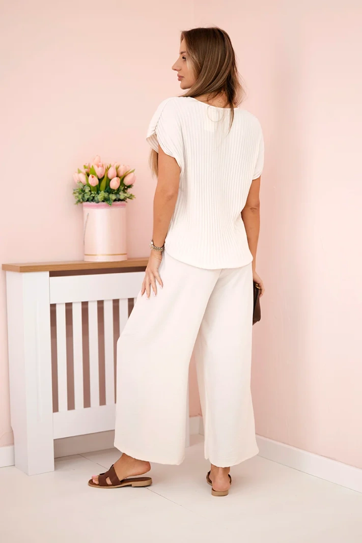 Viscose set pleated blouse + trousers beige
