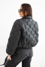 Women's short quilted jacket with collar and zipper black