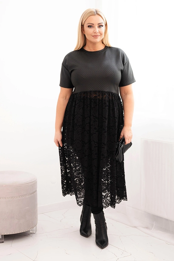 Sukienka damska Plus Size z krótkim rękawem i koronkowym dołem czarna