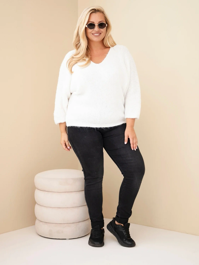 Dámský svetr Plus Size s výstřihem do V a širokým rukávem ecru