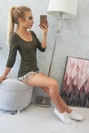 Round neckline blouse khaki