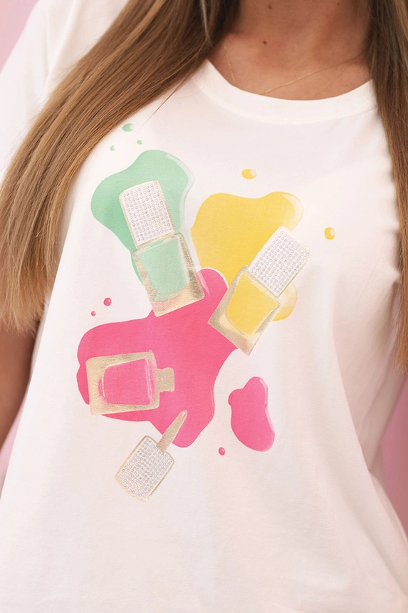 Short-sleeved cotton women's blouse with a colorful print ecru