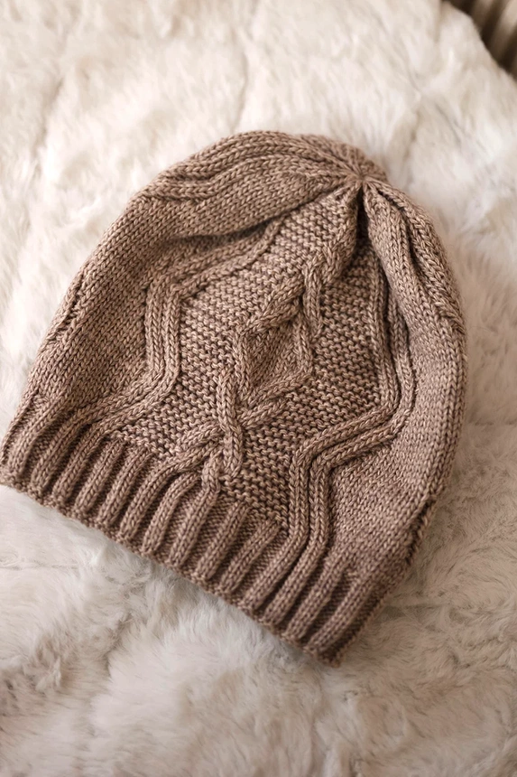 Cap with fleece Sylwia K244 dark beige