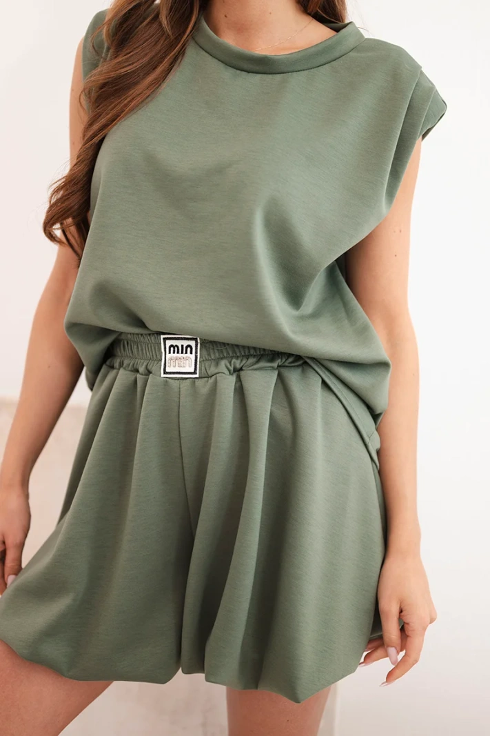 Women's butter set with a sleeveless blouse and wide-leg shorts khaki