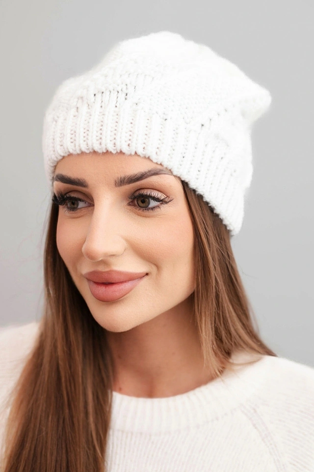 Dámská zimní čepice vlněná s krystaly a vzorem K455 mocca