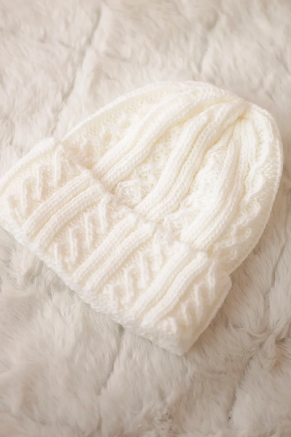 Cap with turn up Marzena K206 white