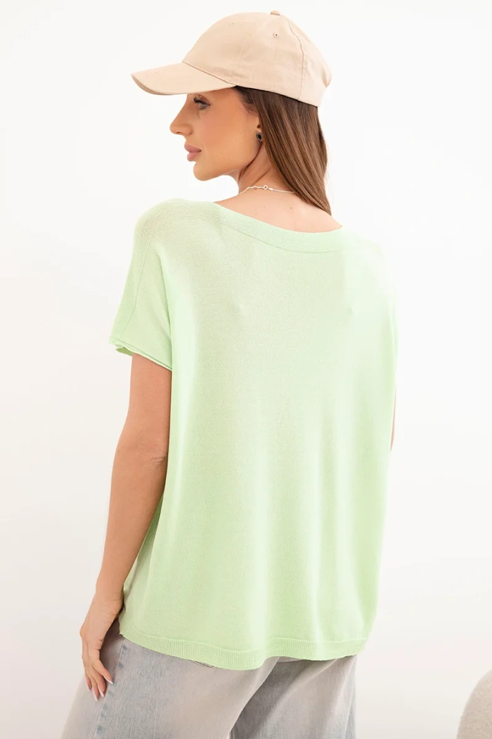 Women's oversized viscose blouse with short sleeves and a round neckline apple green