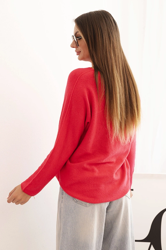 Women's viscose sweater with long sleeves and a round neckline raspberry