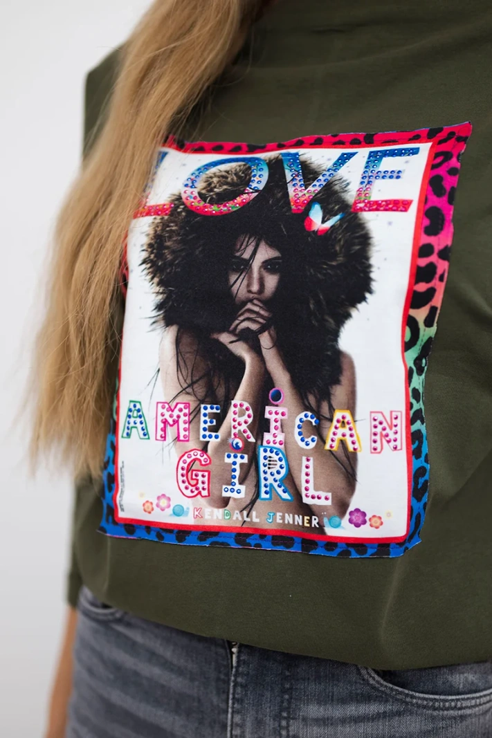 American Girl khaki Grafik Bluse S/M - L/XL