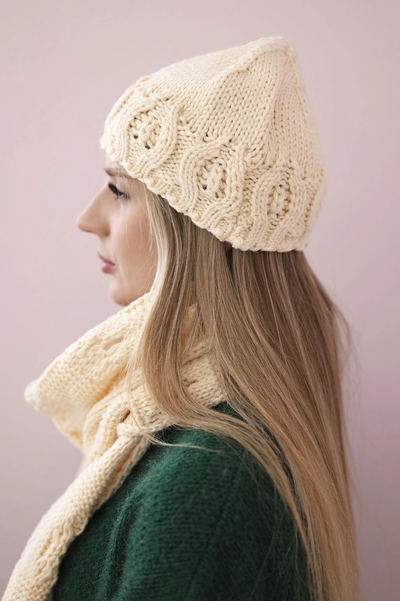 Dámska súprava so šálom Adrianna K417 béžová