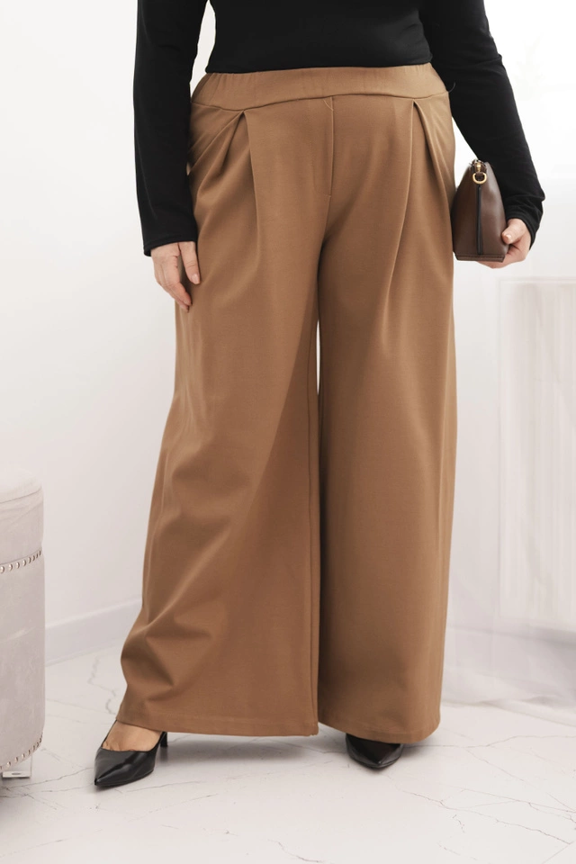 Spodnie damskie Plus Size z szerokimi nogawkami i plisowaniem camelowe