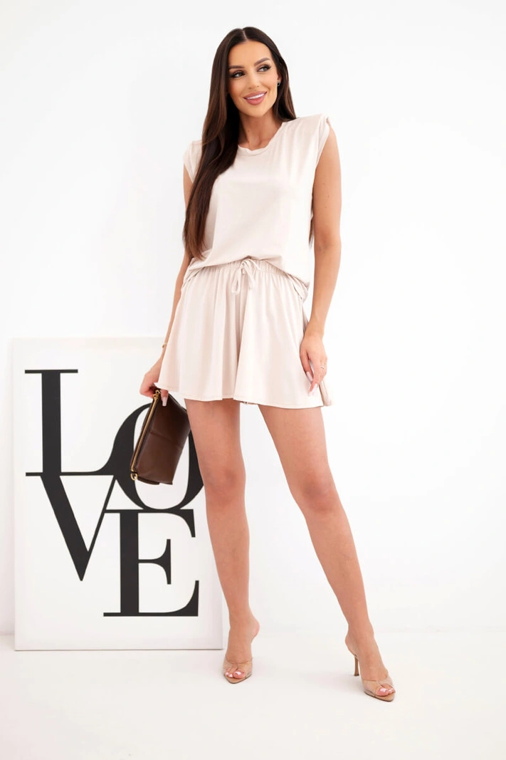 Dámsky viskózový komplet s blúzkou a nohavicami béžový