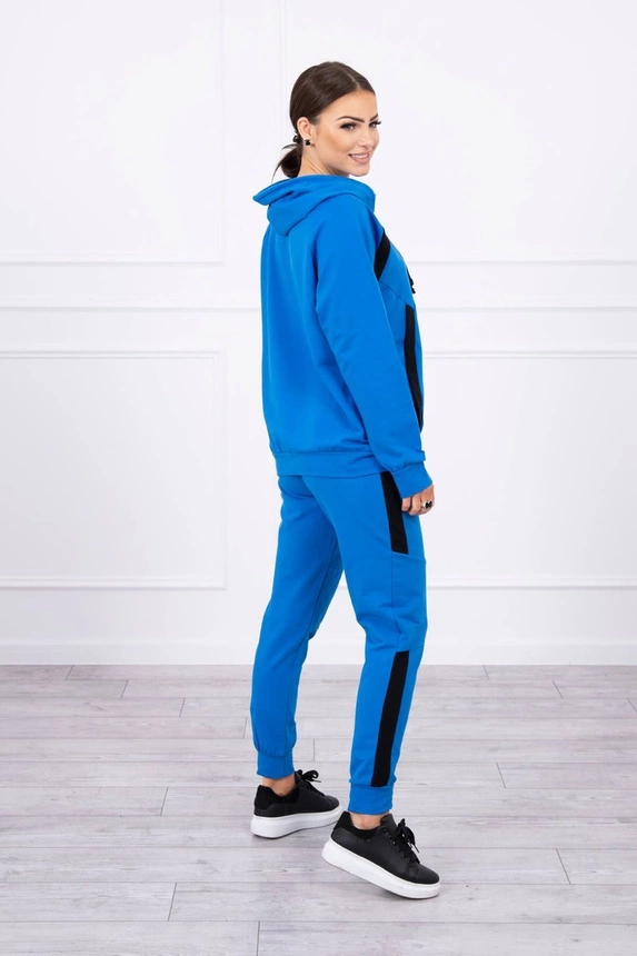 Sports set with stripes mauve-blue