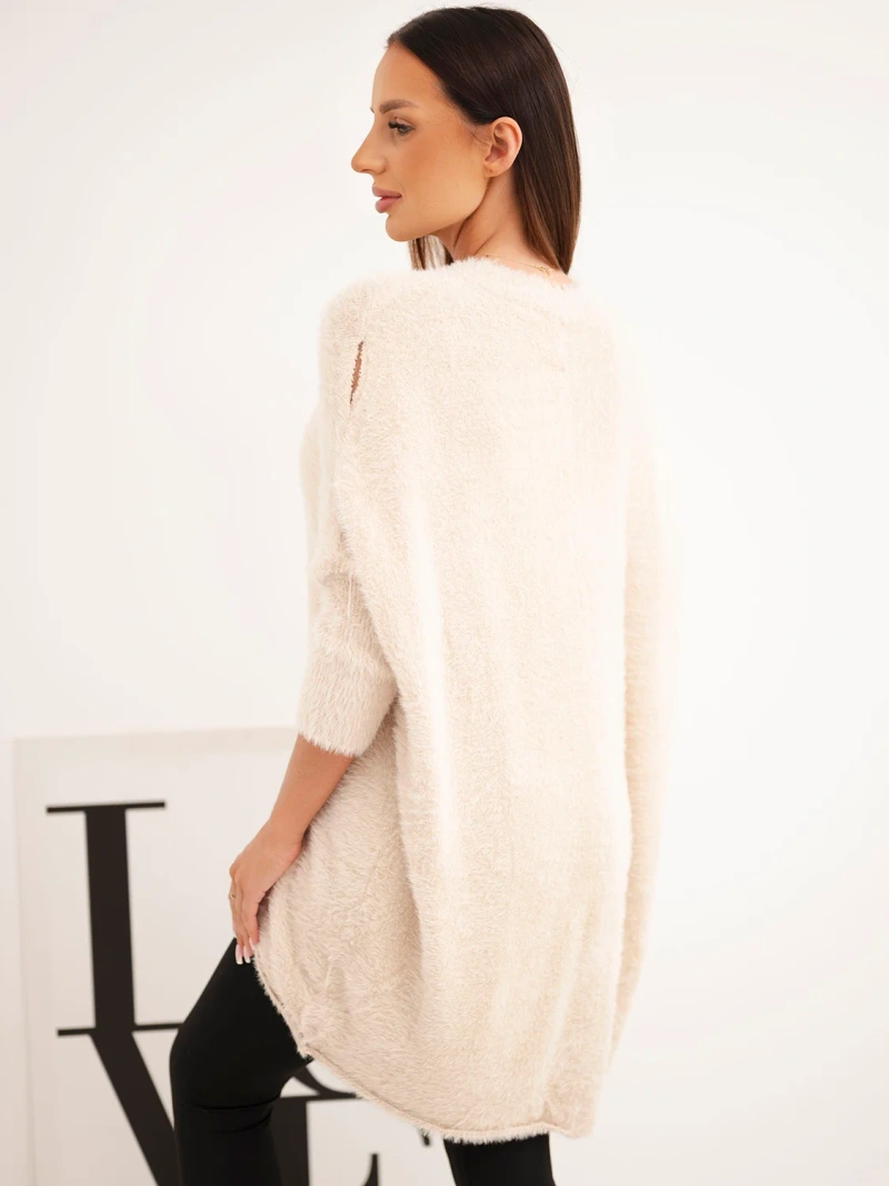 Sweter damski Plus Size z dekoltem V beżowy