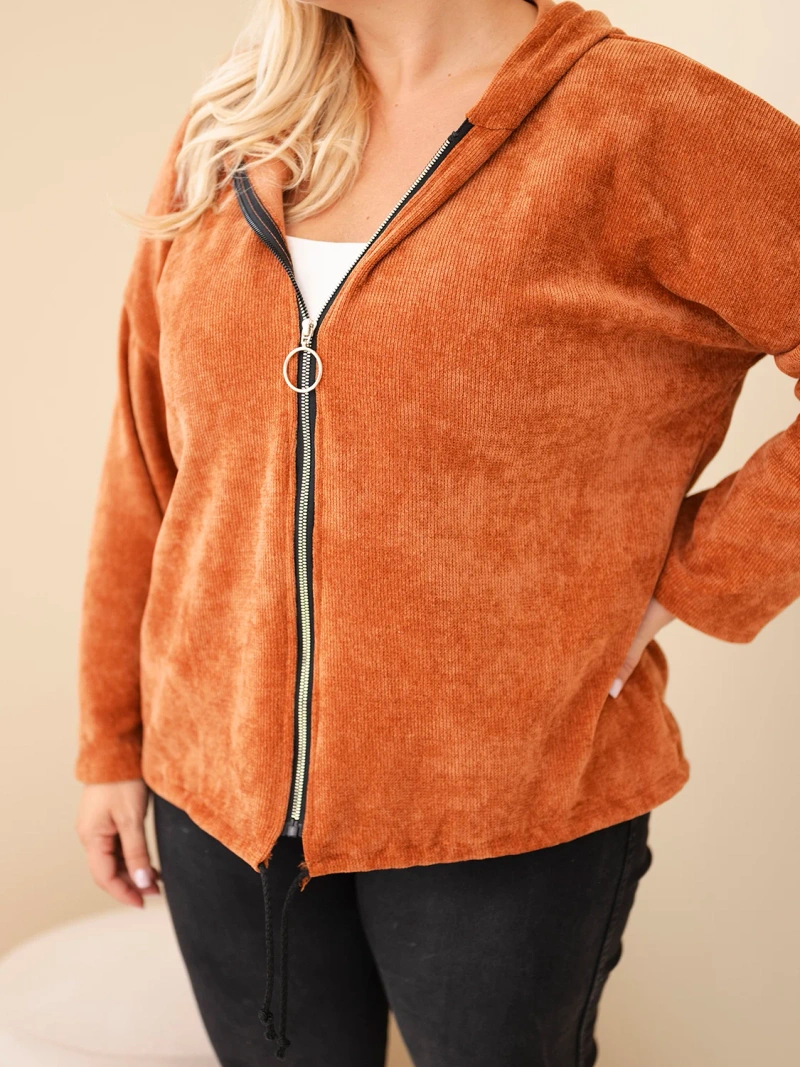 Moteriškas palaidinukas Plus Size aksominis su gobtuvu ir užtrauktuku oversize rudą