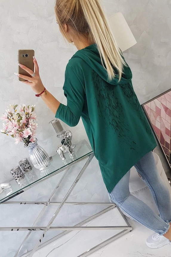 Sweatshirt with a print of wings green