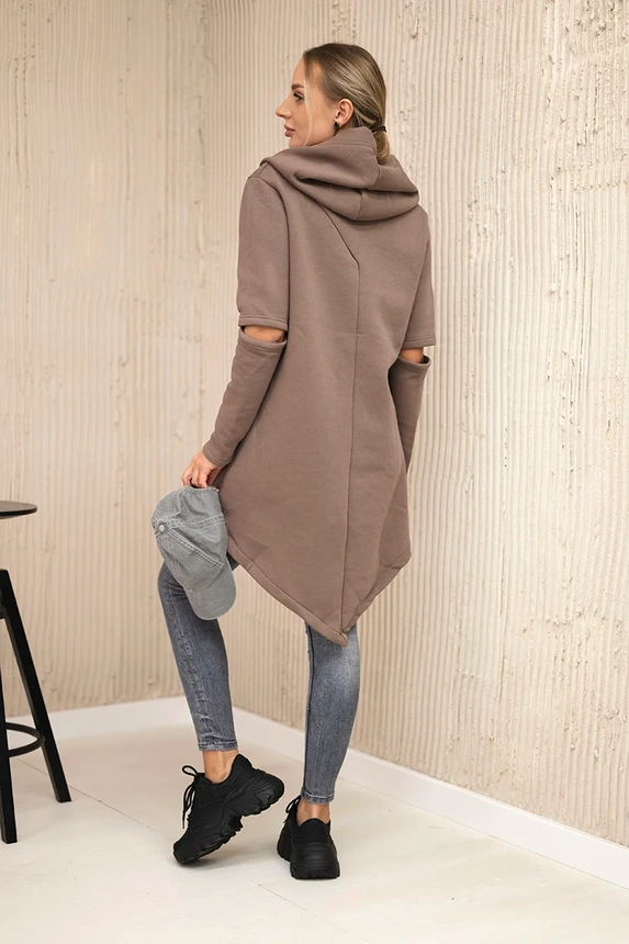 Insulated sweatshirt with a longer back mocca