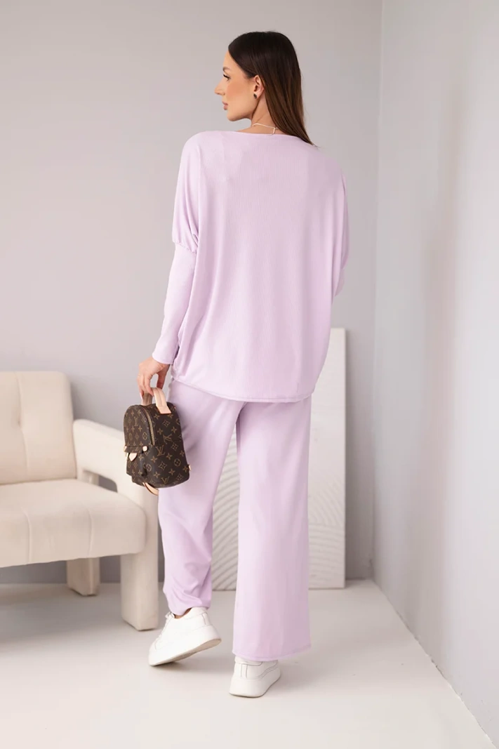 Women's viscose set with loose top and pants light purple
