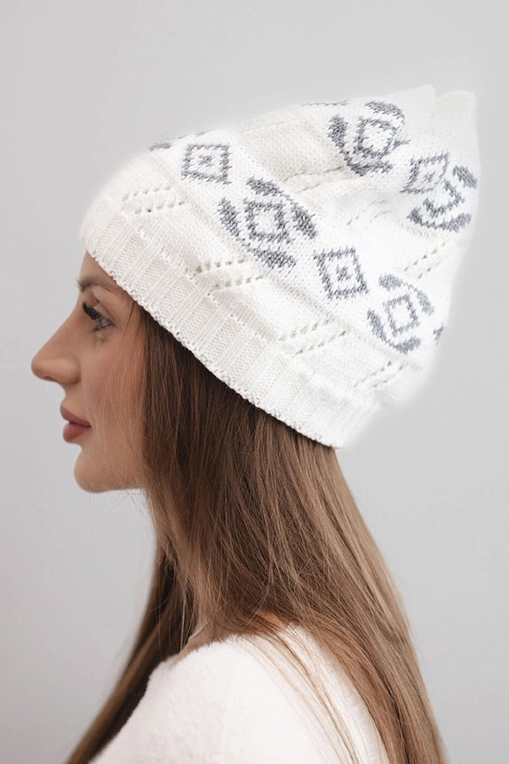 Women's winter wool hat with geometric pattern K434 white + gray