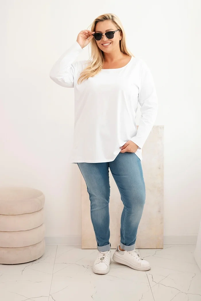 Dámska blúzka Plus Size s lodičkovým výstrihom biela