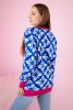 Sweater with a geometric motif mauve-blue