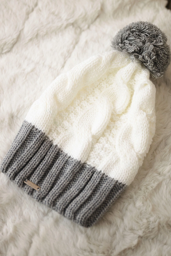 Čapica s fleece Paris K212 biela+šedá