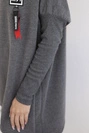 Mikina oversize s asymetrickými stranami grafitu