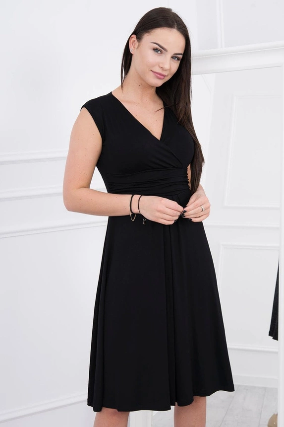 8288 Schwarzes Kleid
