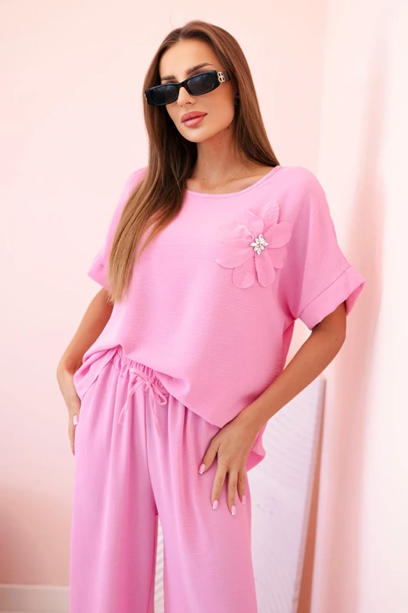 Women's viscose set with decorative flower and wide trousers light pink