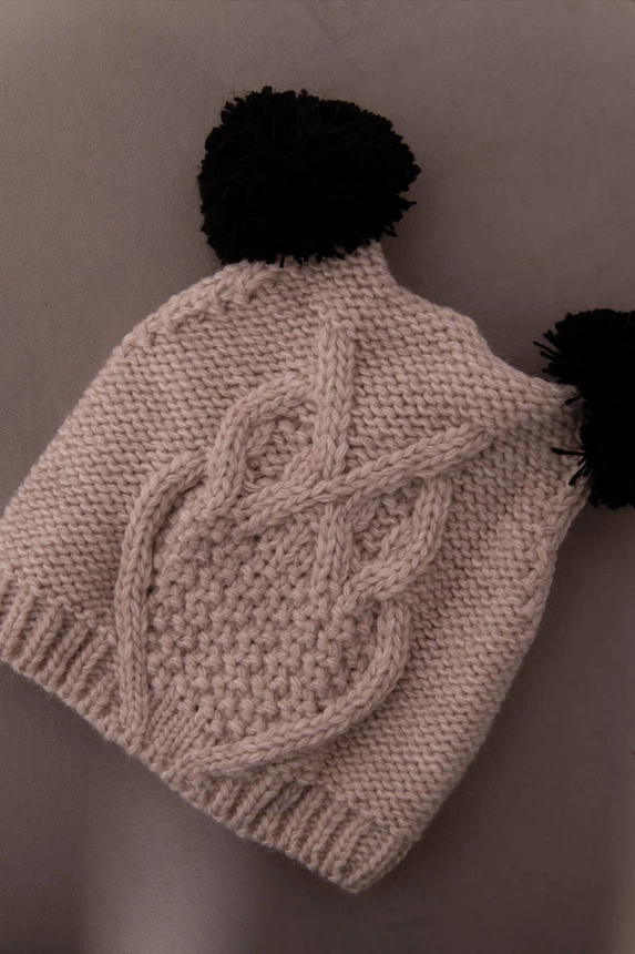 Cap with fleece 2 pompoms K291 beige