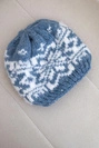 Damenmütze aus Wolle winterlich mit norwegischem Muster K354 jeansblau+weiß