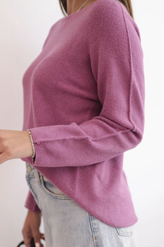 Women's viscose sweater with long sleeves and a round neckline dark pink