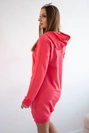 Himbeerkleid mit Kapuze