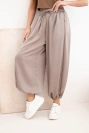 Moteriškos plačios kelnės su gumyte liemenyje ir Aladino tipo raišteliu fango