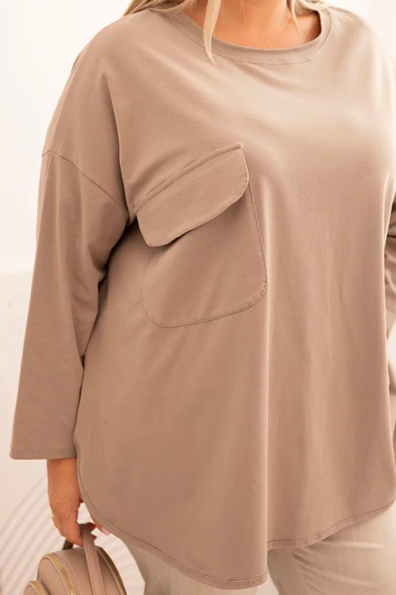 Damenbluse Plus Size aus Baumwolle mit Tasche und umgeschlagenem Ärmel fango