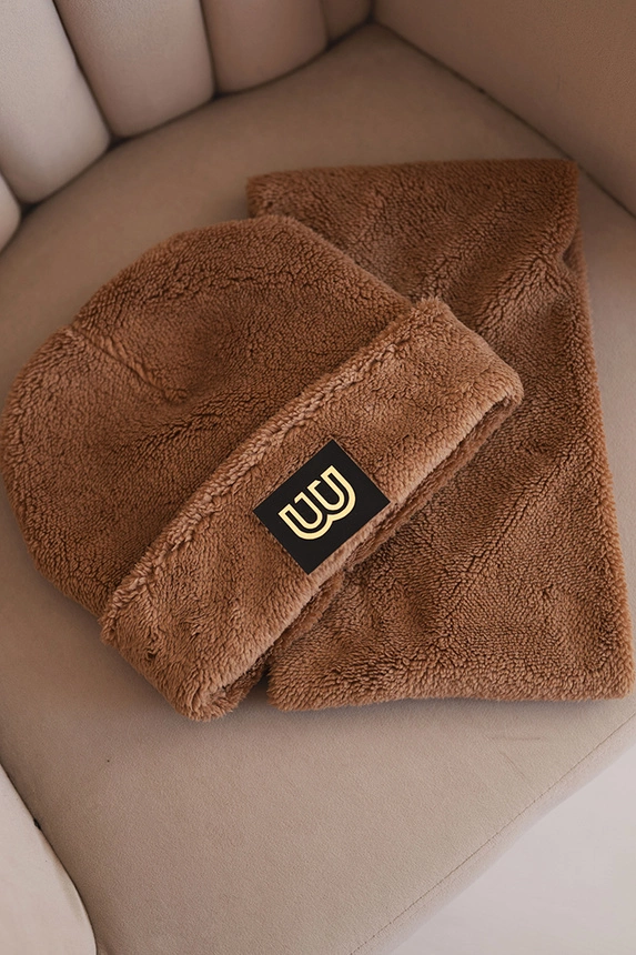 Women's fleece set hat and scarf with decorative patch camel