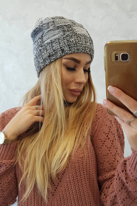 Fleecová čepice Dolores K303 světle šedá+tmavě šedá+bílá