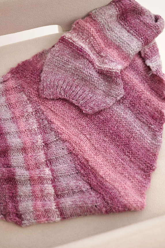 Women's soft and warm wool scarf in colorful stripes KN19 dark pink