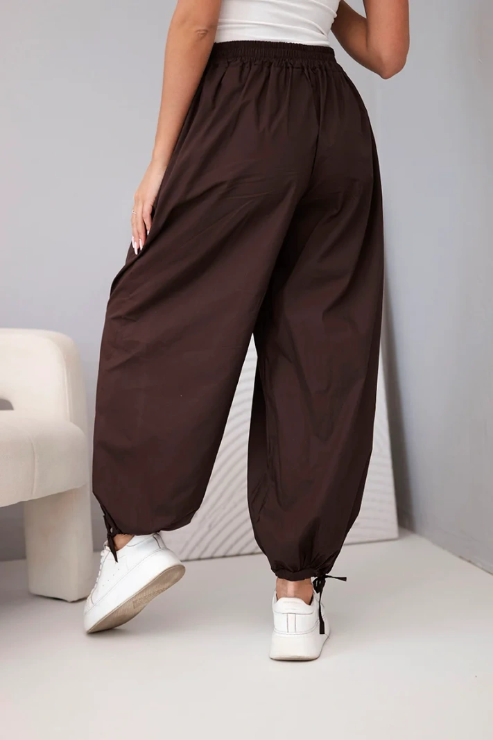 Damen Baumwollhose mit Gummizug und Bindeband unten braun