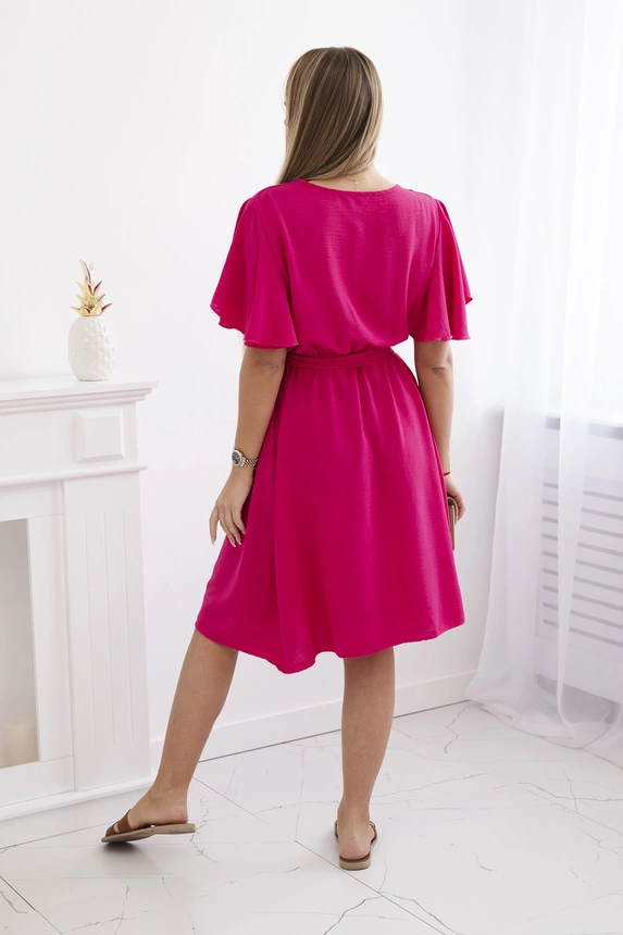 Šaty s hlbokým výstrihom fuchsia