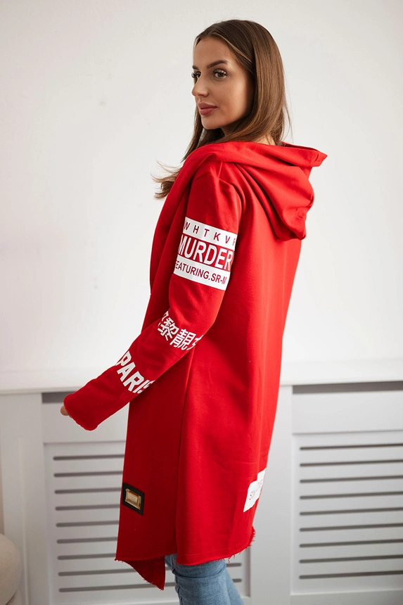 A coatee with subtitles red