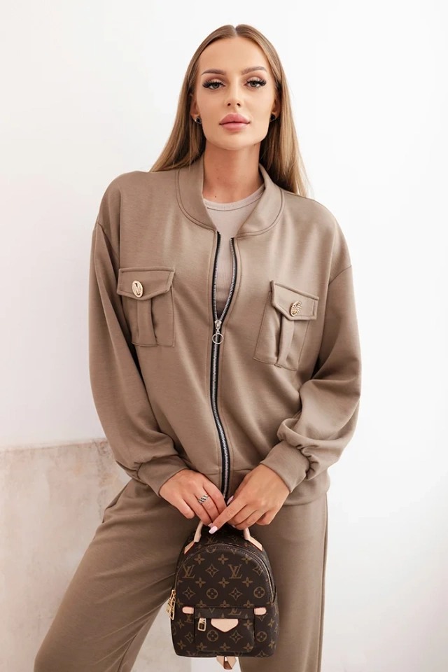 Komplet damski masełkowy z wiskozy z rozpinaną bluzą i spodniami fango