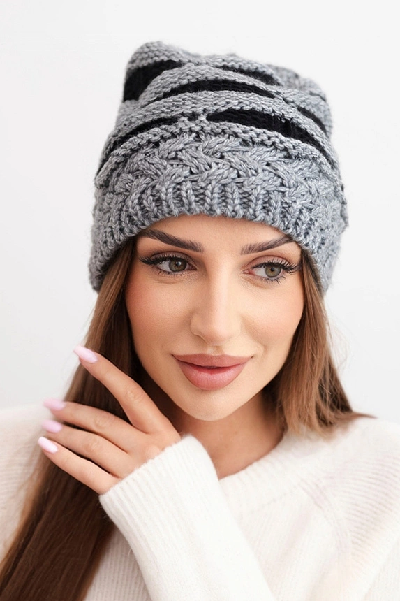 Čapica s fleece Marta K231 ecru