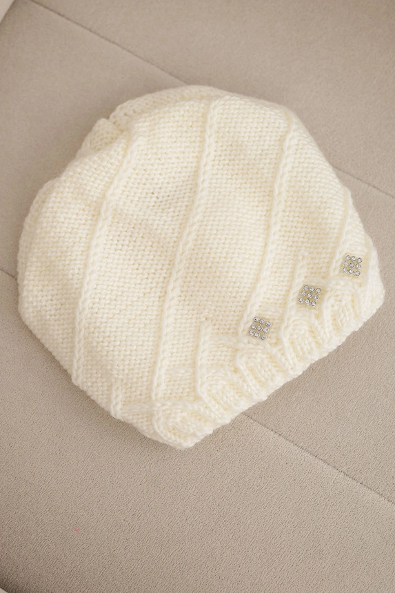 Women's winter wool hat with decorative rhinestones and woven pattern K396 ecru